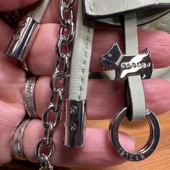 NWOT Radley London Sunny Rise Small Drawstring Crossbody Cucumber Nappa Leather - Picture 8 of 9